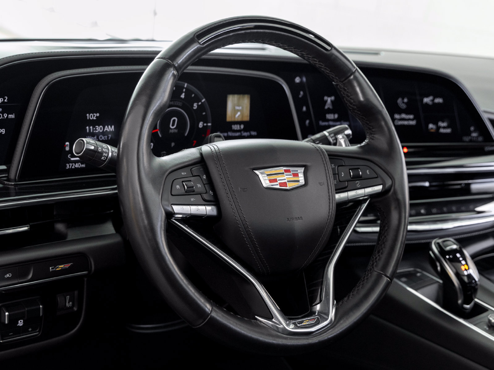 Used 2023 Cadillac Escalade V AWD/4WD image 15