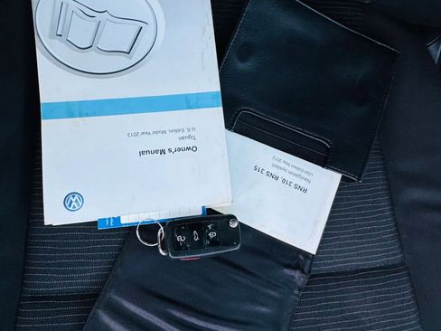 Used 2013 Volkswagen Tiguan S image 30