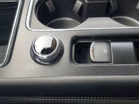 New 2026 Lincoln Corsair Premiere image 24