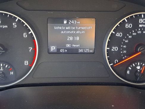 Used 2023 Kia Seltos EX image 10