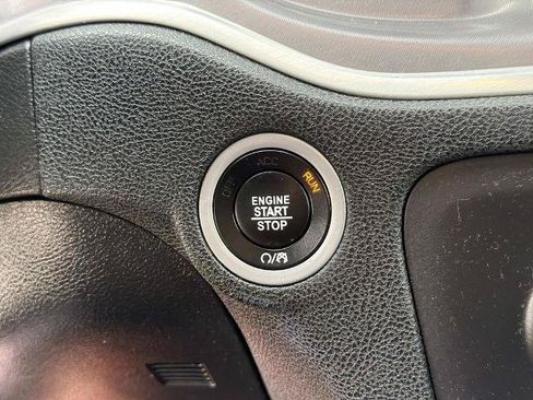 Used 2022 Dodge Charger SXT RWD image 28