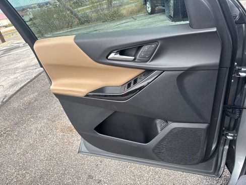 Certified 2026 Chevrolet Equinox ACTIV w/ Convenience Package III FWD image 19