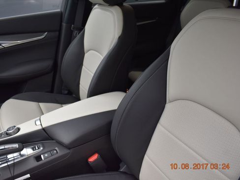Certified 2025 INFINITI QX55 Luxe w/ Cargo Package AWD/4WD image 14