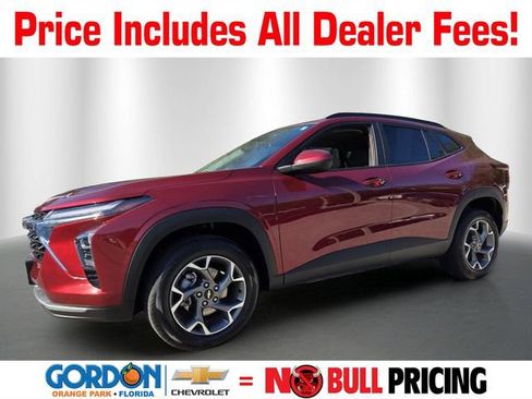 Certified 2025 Chevrolet Trax LT w/ LT Convenience Package FWD image 1
