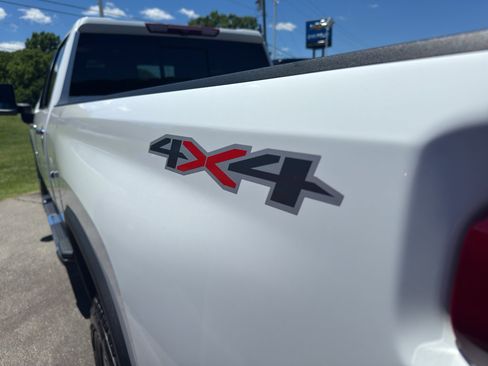 Used 2023 Chevrolet Silverado 3500 LTZ w/ LTZ Convenience Package AWD/4WD image 11
