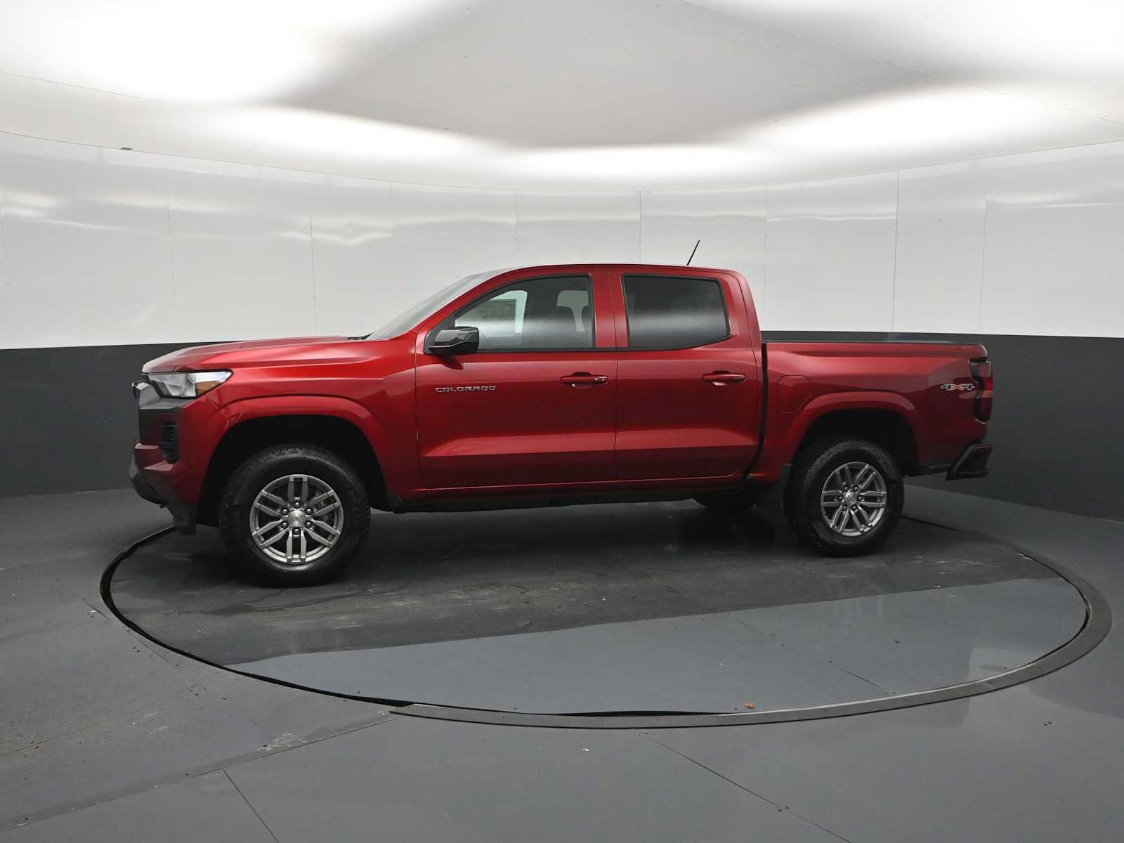 New 2026 Chevrolet Colorado LT w/ Advanced Trailering Package AWD/4WD image 4
