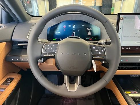 New 2026 Lexus ES 350e FWD image 48
