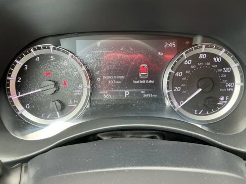 Used 2023 Toyota Highlander LE AWD/4WD image 28