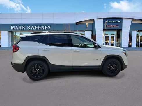Used 2022 GMC Terrain AT4 w/ Tech Package AWD/4WD image 33