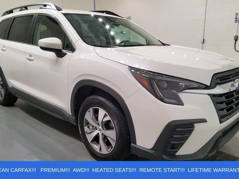 Used 2025 Subaru Ascent Premium AWD/4WD image 1
