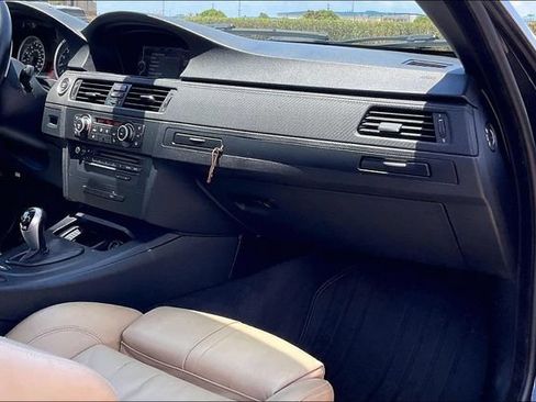 Used 2013 BMW M3 Convertible RWD image 15