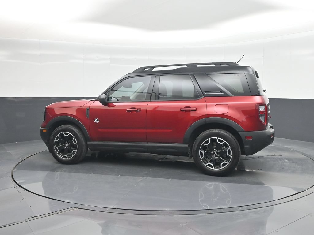 Certified 2025 Ford Bronco Sport Outer Banks w/ Outer Banks Tech Package+ AWD/4WD image 28