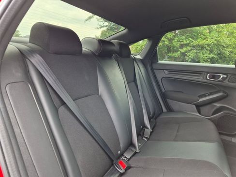 Used 2022 Honda Civic Sport image 18