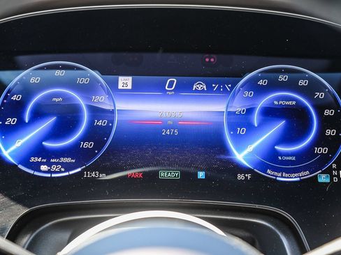 Used 2024 Mercedes-Benz EQS 580 4MATIC Sedan image 6