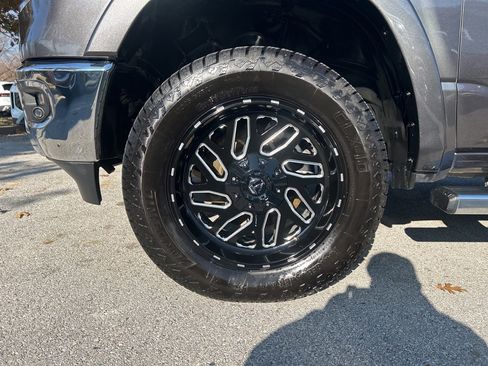 Used 2020 RAM 1500 Laramie image 33