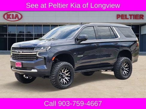 Used 2022 Chevrolet Tahoe LT w/ Luxury Package AWD/4WD image 3