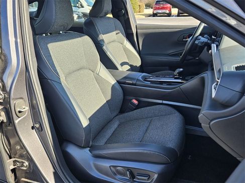 Used 2024 Toyota Crown XLE image 16