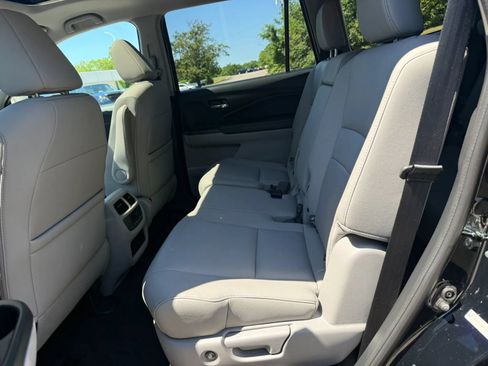 Used 2016 Honda Pilot EX-L image 11