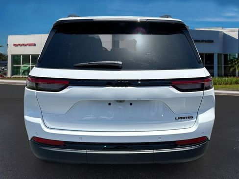 New 2025 Jeep Grand Cherokee Limited w/ Luxury Tech Group II image 6