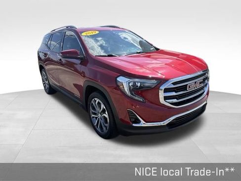 Used 2019 GMC Terrain SLT w/ Preferred Package FWD image 3