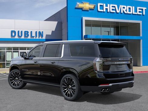New 2026 Chevrolet Suburban High Country AWD/4WD image 4