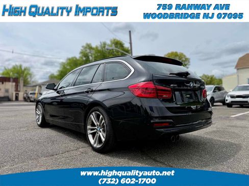 Used 2018 BMW 330i xDrive Wagon AWD/4WD image 5
