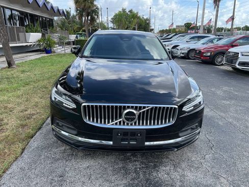 Used 2023 Volvo S90 B6 Plus AWD/4WD image 3