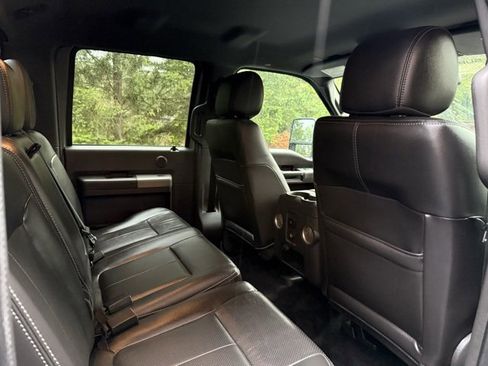 Used 2012 Ford F250 Lariat image 20
