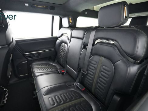 Used 2024 Rivian R1S Adventure AWD/4WD image 24