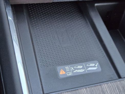 New 2026 GMC Acadia Denali w/ Super Cruise Package image 33