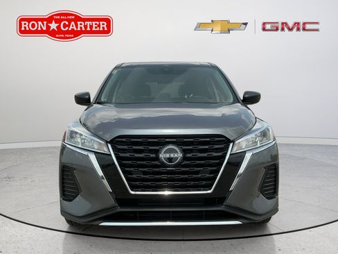 Used 2024 Nissan Kicks S FWD image 2