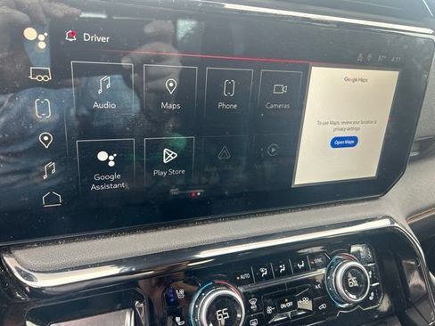 Used 2024 GMC Sierra 1500 AT4 w/ Technology Package AWD/4WD image 9