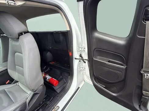 Used 2017 Chevrolet Colorado W/T RWD image 49