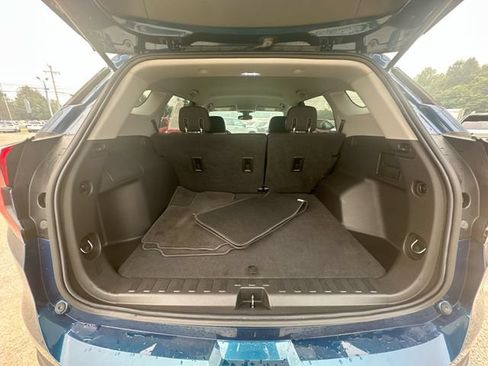 Used 2020 GMC Terrain SLE AWD/4WD image 29