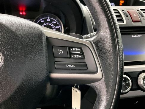 Used 2015 Subaru Crosstrek 2.0i Premium image 11