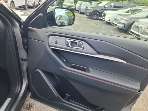 New 2025 Ford Explorer ST-Line w/ Premium Package image 26