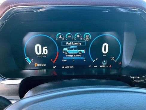 Used 2022 Ford F150 Lariat w/ Equipment Group 502A High image 18