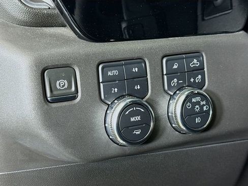 Used 2024 GMC Sierra 1500 SLT w/ SLT Premium Plus Package image 12