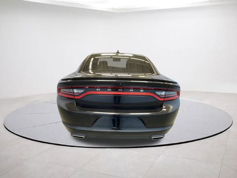 Used 2018 Dodge Charger GT image 5