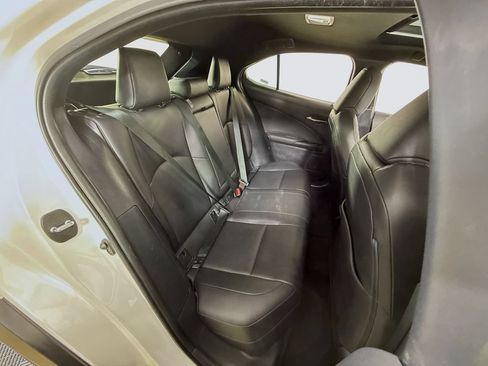 Used 2020 Lexus UX 200 w/ Accessory Package FWD image 31
