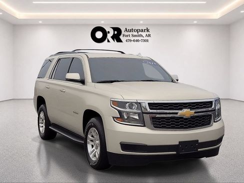 Used 2015 Chevrolet Tahoe LT RWD image 1