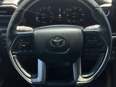 Used 2026 Toyota 4Runner Limited AWD/4WD image 12