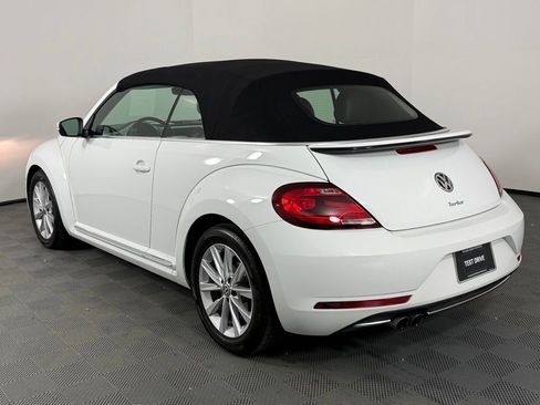 Used 2019 Volkswagen Beetle 2.0T SE image 3