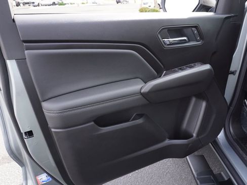 New 2026 GMC Canyon Elevation w/ Convenience Package image 15