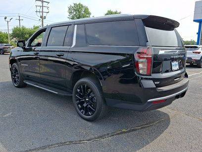 Used 2024 Chevrolet Suburban LT w/ Luxury Package