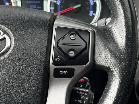 Used 2019 Toyota 4Runner SR5 Premium AWD/4WD image 23