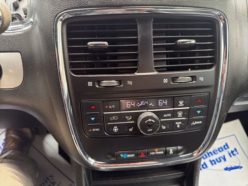 Used 2019 Dodge Grand Caravan GT image 27