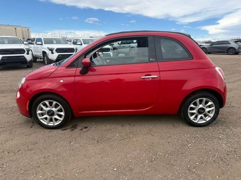 Used 2017 FIAT 500 Pop image 2