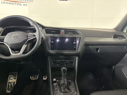 Used 2023 Volkswagen Tiguan SE R-Line AWD/4WD image 22