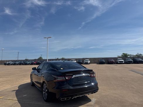 Used 2023 Nissan Maxima Platinum w/ Sport Mat Group FWD image 17